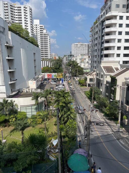 Delightful Condo In Central Location At Sukhumvit 49 بانكوك المظهر الخارجي الصورة